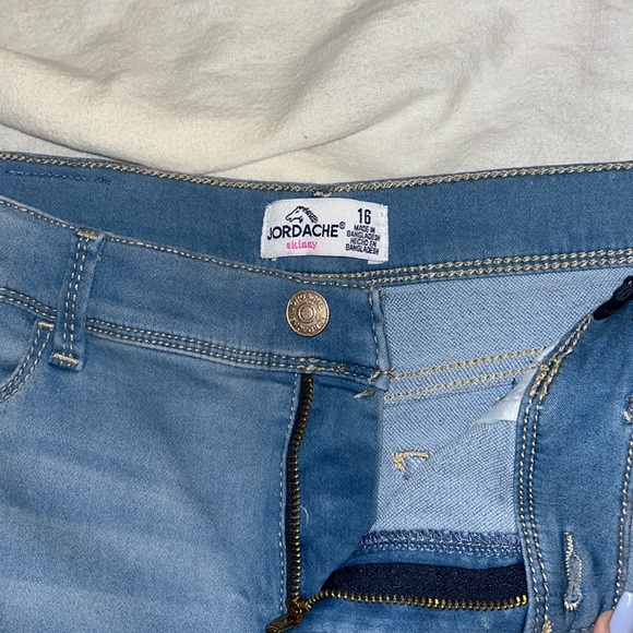 Girls Light Blue Skinny Jeans - Picture 2 of 5